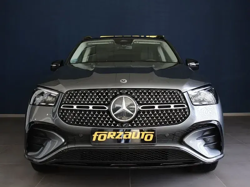 Usado Mercedes GLE300 269 CV (197 kW) 2024 Gris / plata SUV