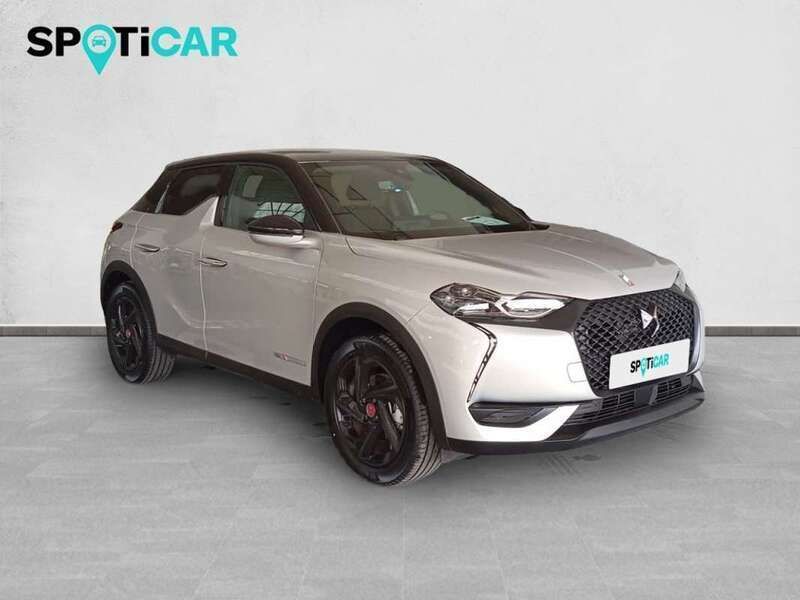 Beige Usado 2022 DS Automobiles DS3 Crossback E-Tense Performance Line Plus SUV | 24.490 € (Un poco caro) - Imagen 1/4