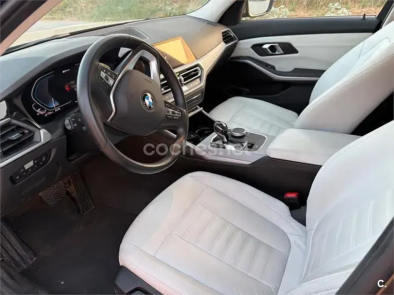 Usado BMW 330e 292 CV (214 kW) 2021 Gris / plata Berlina