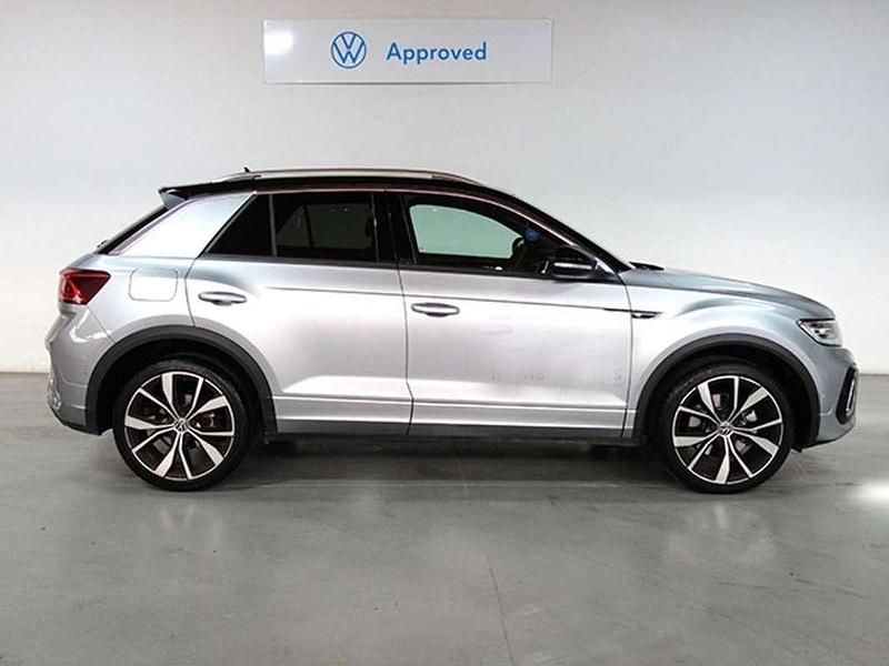 Usado VW T-Roc R-line 190 CV (139 kW) 2024 Plateado SUV