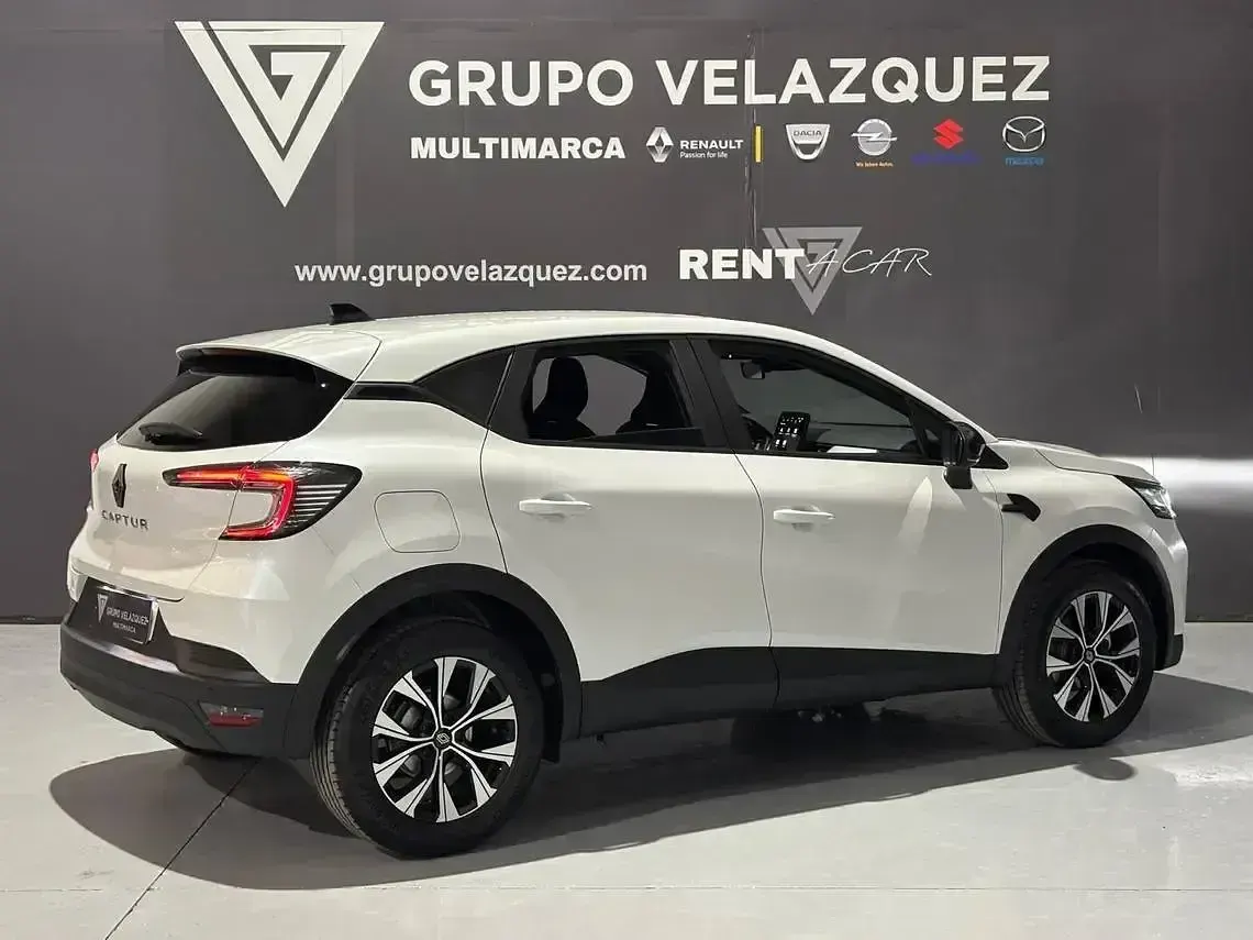 Nuevo Renault Captur Evolution 100 CV (73 kW) 2025 Blanco SUV