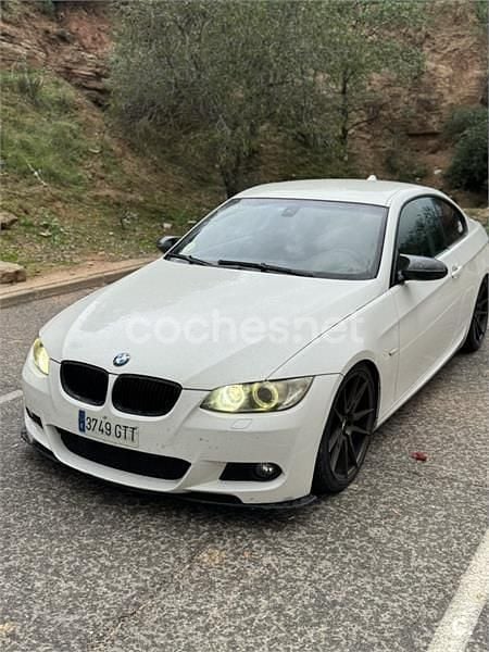 Usado BMW 320 177 HP (130 kW) 2010 Branco Coupé