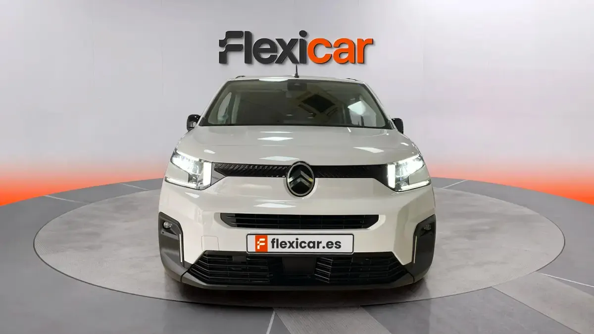 Usado Citroën Berlingo 131 CV (96 kW) 2024 Blanco Monovolumen