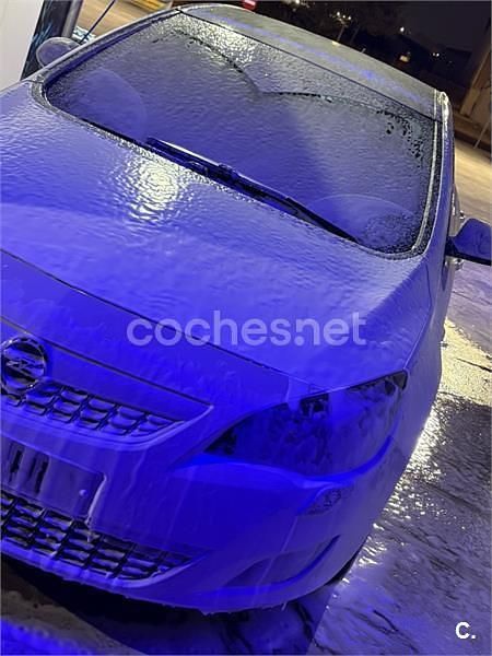 Blanco Usado 2012 Opel Astra Selective Berlina | 5500 € (Buen precio) - Imagen 1/4