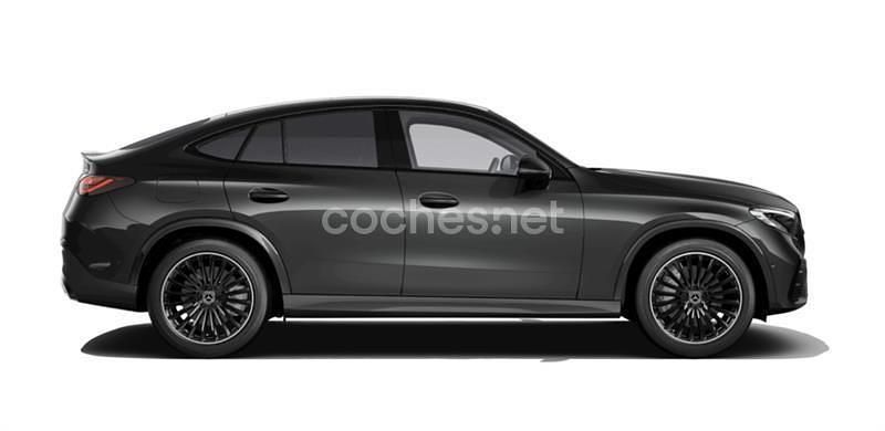 Usado Mercedes GLC300e 333 CV (244 kW) 2025 Gris / plata Coupe