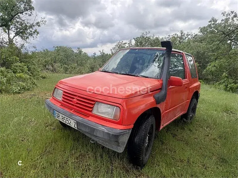 Usado Suzuki Vitara 80 CV (58 kW) 1995 Granate SUV