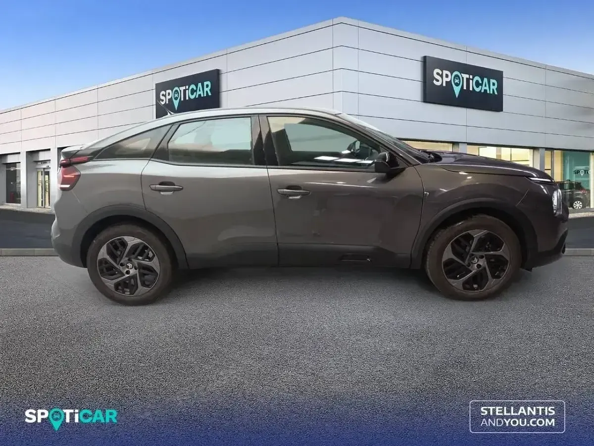 Usado Citroën C4 PureTech 131 CV (96 kW) 2024 Gris / plata SUV