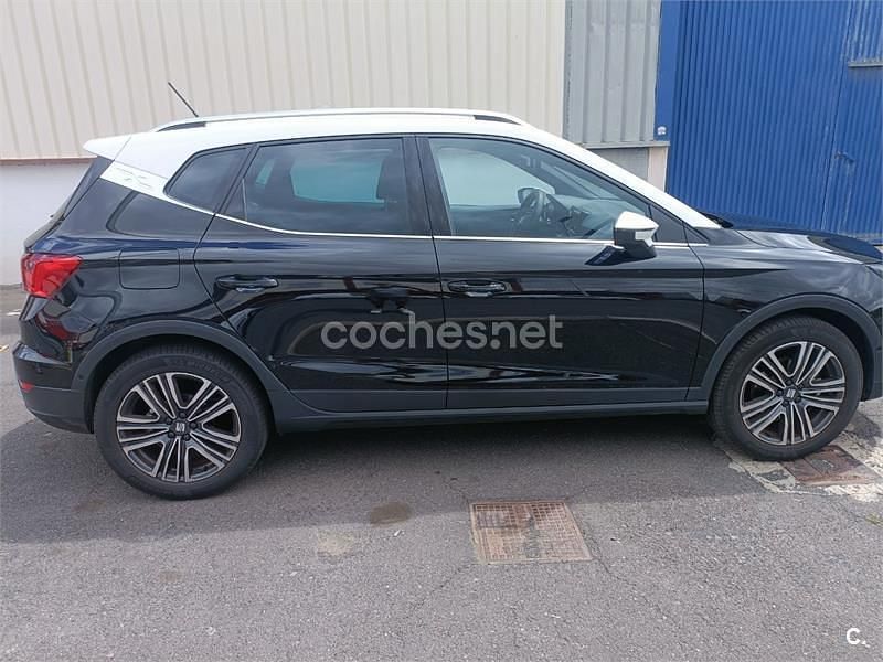 Usado Seat Arona Xperience 115 CV (84 kW) 2025 Negro SUV