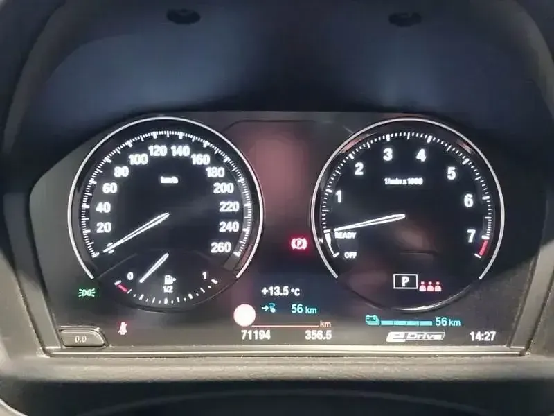 Usado BMW X1 220 CV (161 kW) 2021 Gris / plata SUV