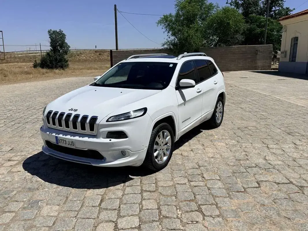 Usado Jeep Cherokee Limited 272 CV (200 kW) 2015 Blanco SUV