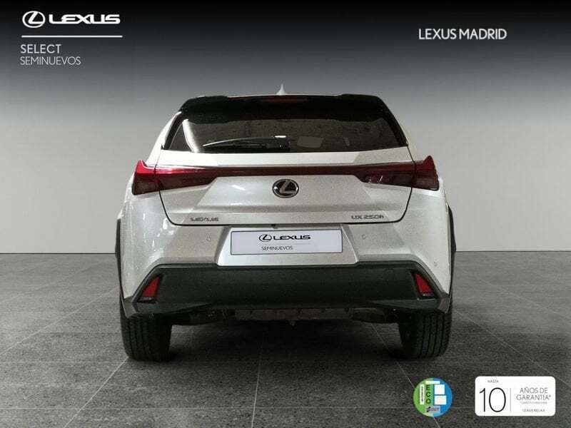 Usado Lexus UX 183 CV (134 kW) 2024 Blanco SUV