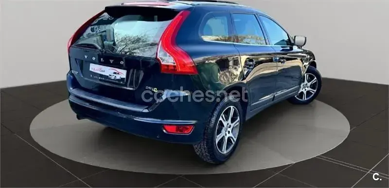 Usado Volvo XC60 Drive Kinetic 163 CV (119 kW) 2011 Negro SUV