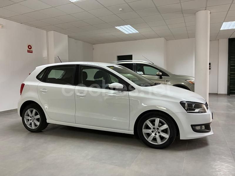 Blanco Usado 2011 VW Polo Advance Berlina | 5990 € (Precio justo) - Imagen 1/4