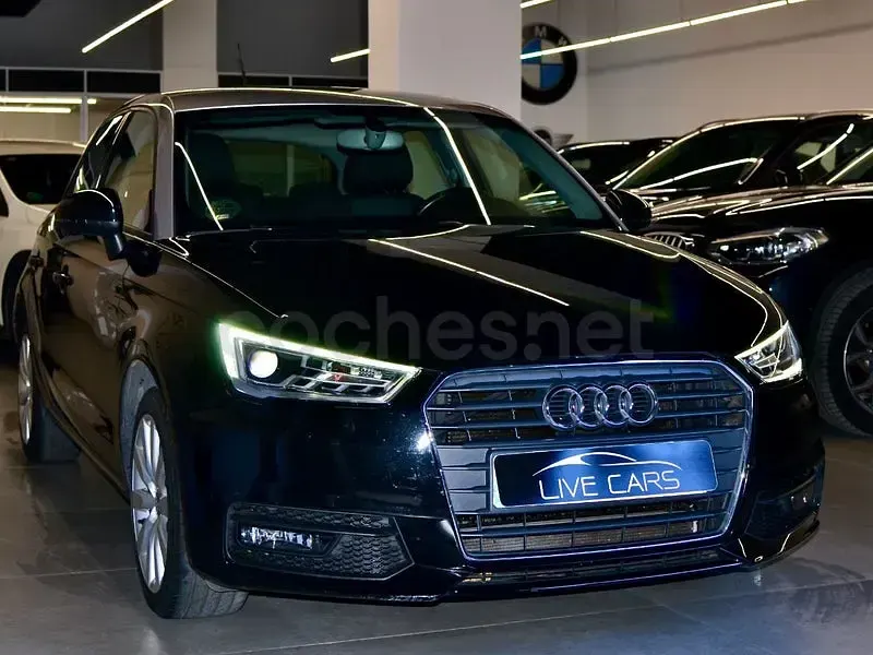 Usado Audi A1 Sportback 95 CV (69 kW) 2016 Negro Utilitario