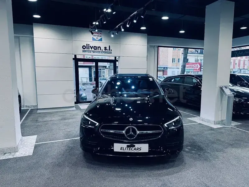 Usado Mercedes C300e 313 CV (230 kW) 2025 Negro Berlina
