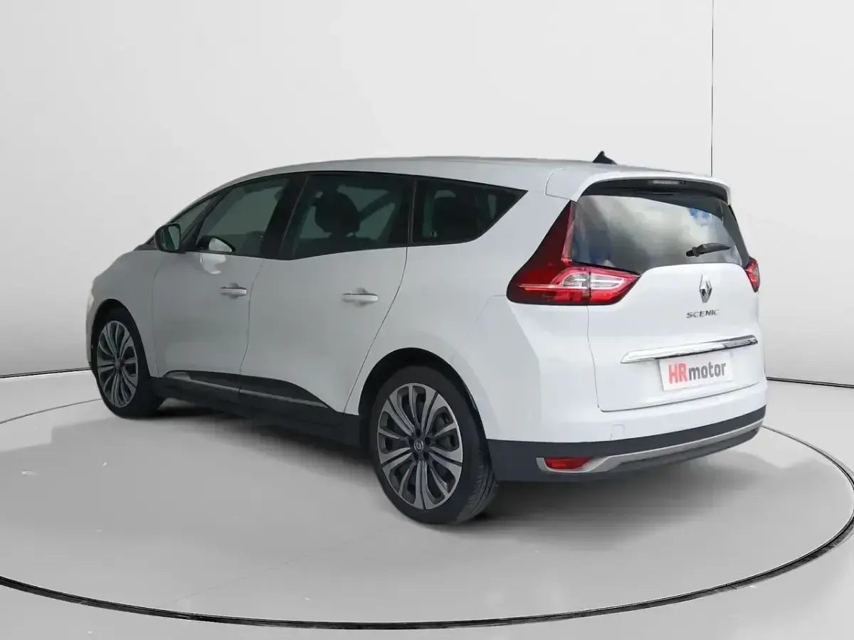 Używany Renault Grand Scénic IV Black Edition 140 KM (102 kW) 2021 Biały Minivan