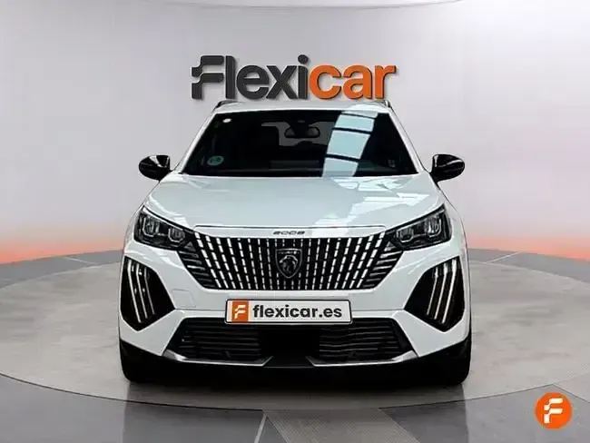 Usado Peugeot 2008 Allure 130 CV (95 kW) 2024 Blanco SUV