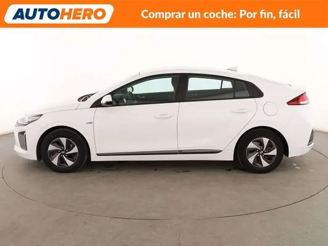 Usado Hyundai Ioniq 141 CV (103 kW) 2017 Blanco Utilitario