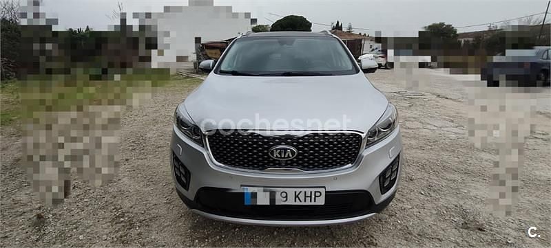 Usado Kia Sorento 200 CV (147 kW) 2018 Gris / plata SUV