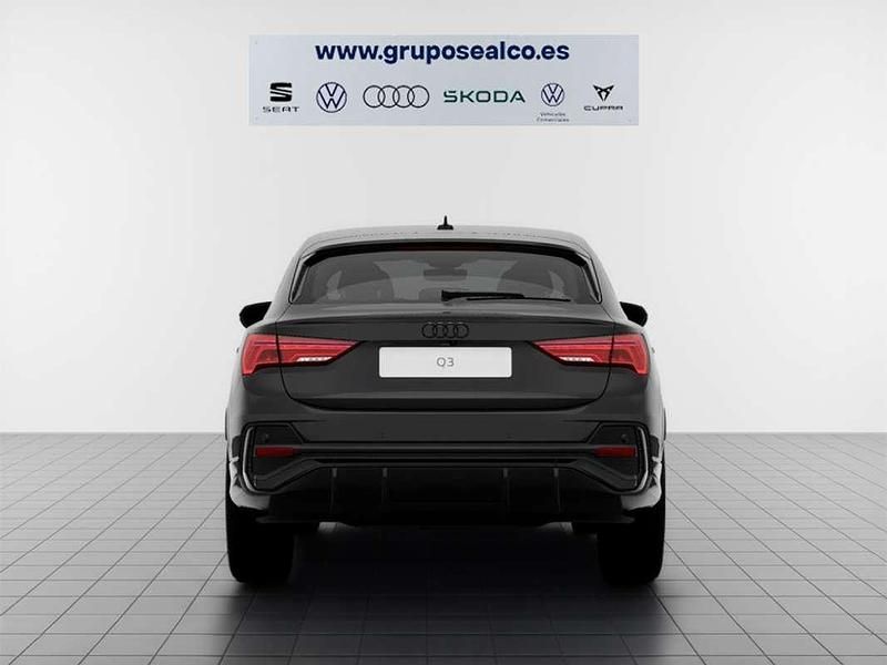 Usado Audi Q3 Sportback S-Line 150 CV (110 kW) 2025 Negro SUV