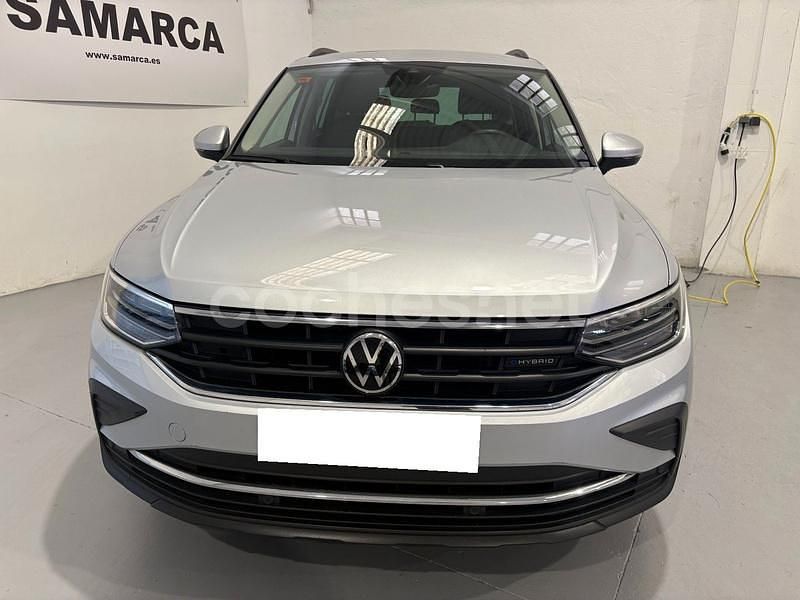 Usado VW Tiguan Life 245 CV (180 kW) 2022 Gris / plata SUV