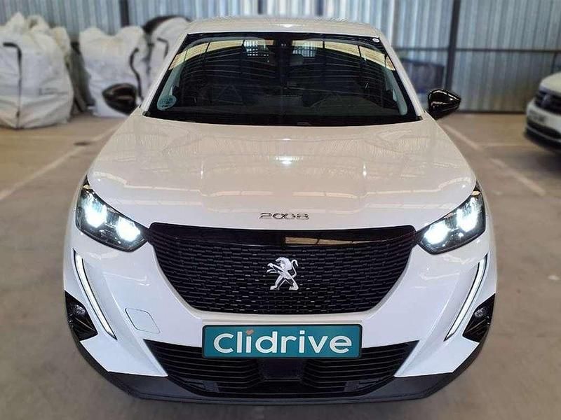 Usado Peugeot 2008 Active 110 CV (80 kW) 2022 Blanco SUV