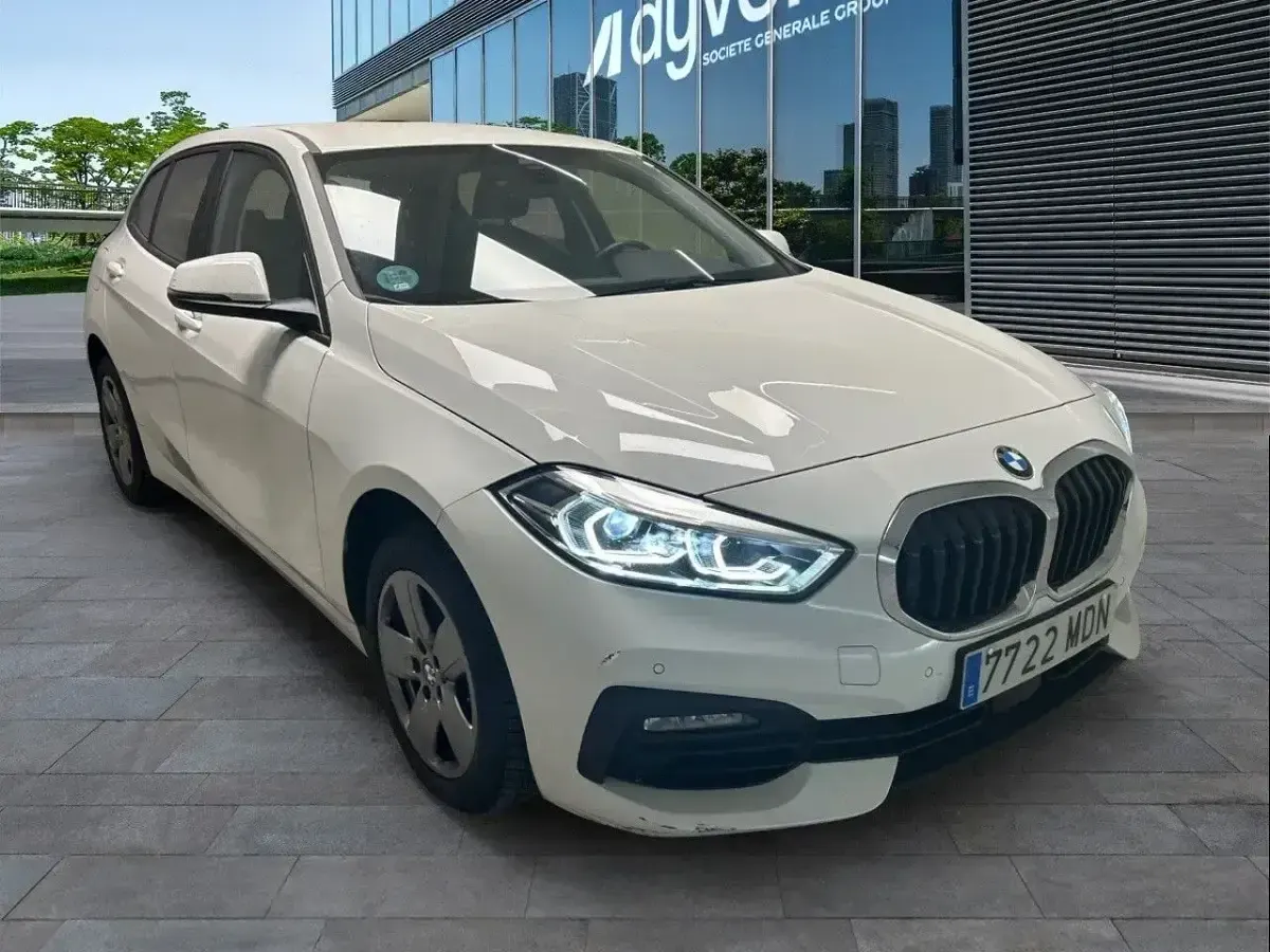 Usado BMW 116 Comfort Edition 116 CV (85 kW) 2023 Blanco Utilitario