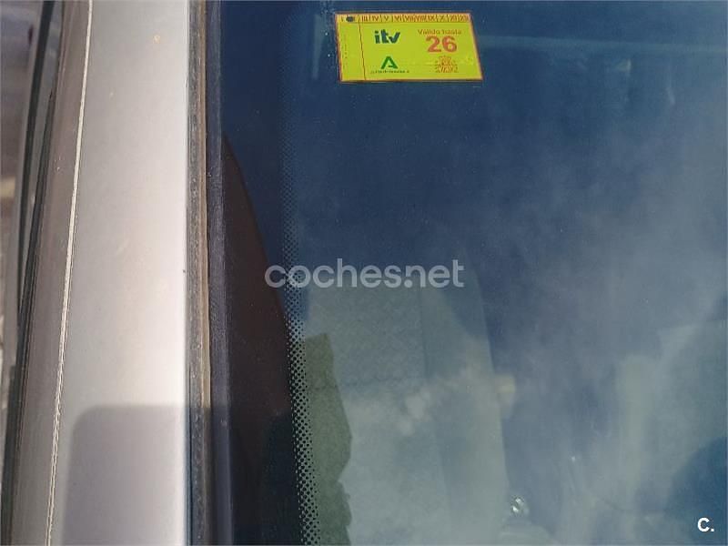 Gris / plata Usado 2015 Ford Transit Ambiente Familiar | 2700 € - Imagen 1/4