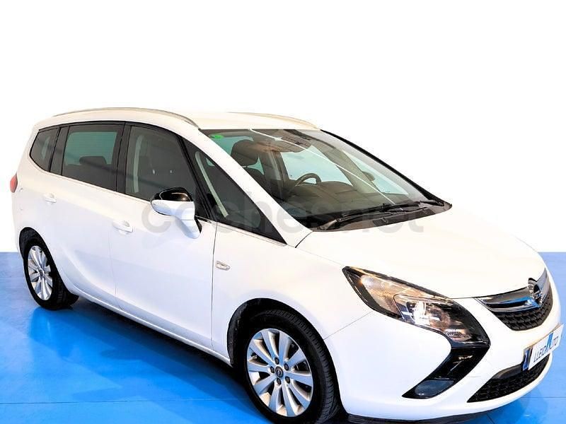 Usado Opel Zafira Tourer Excellence 130 CV (95 kW) 2012 Blanco Monovolumen