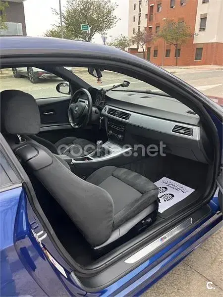 Usado BMW 325 218 CV (160 kW) 2009 Azul Coupe