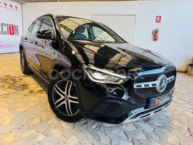 Usado Mercedes GLA200 150 CV (110 kW) 2021 Negro SUV