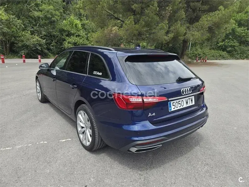 Usado Audi A4 Advanced Plus 163 CV (119 kW) 2020 Azul Familiar