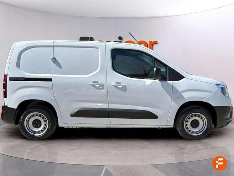 Usado Opel Combo Life Edition 102 CV (75 kW) 2023 Blanco Monovolumen