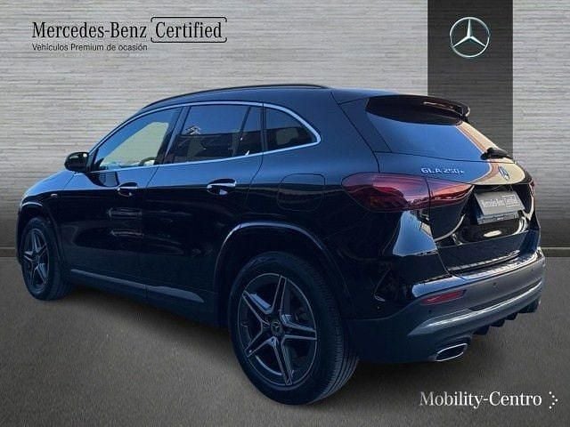 Usado Mercedes GLA250 218 CV (160 kW) 2025 Negro noche SUV