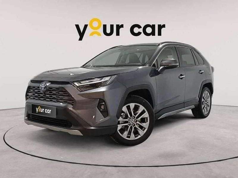 Usado Toyota RAV4 Hybrid Luxury 218 CV (160 kW) 2022 Gris / plata SUV