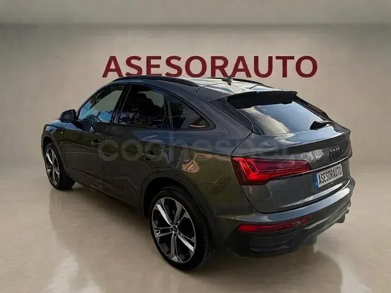 Usado Audi Q5 Sportback Ambiente 367 CV (269 kW) 2022 Gris / plata SUV