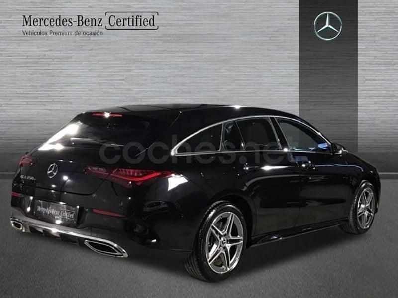 Usado Mercedes CLA250e 218 CV (160 kW) 2025 Negro Berlina