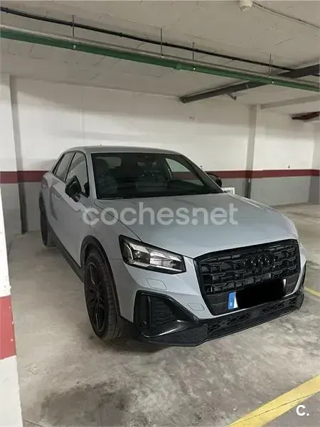 Usado Audi Q2 S-Line 150 CV (110 kW) 2023 Gris / plata SUV