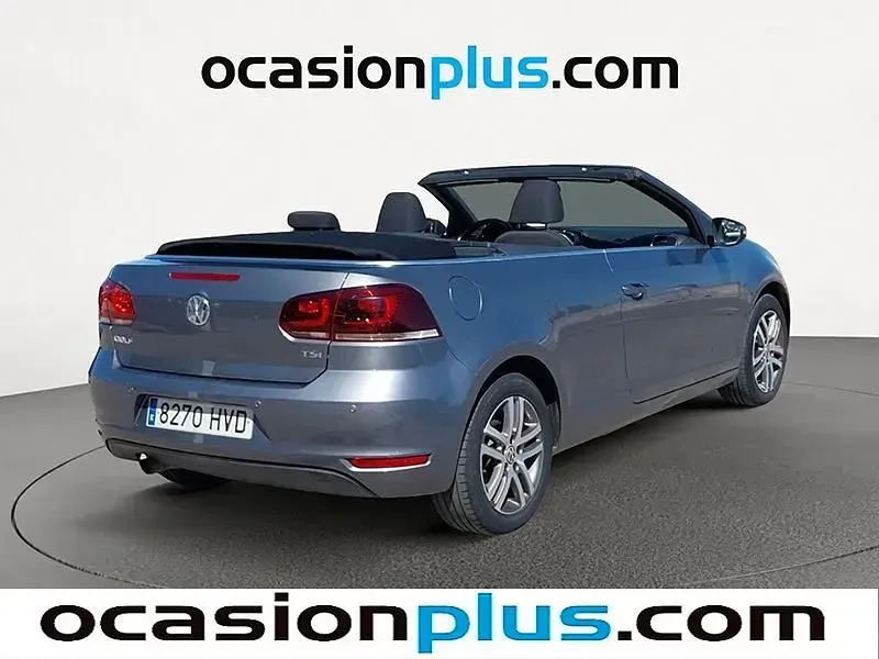 Usado VW Golf VII 105 CV (77 kW) 2013 Gris Descapotable