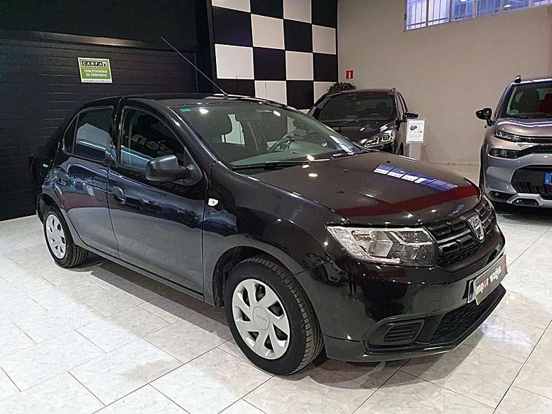 Usado Dacia Logan MCV Essentiel 75 CV (55 kW) 2018 Negro Familiar