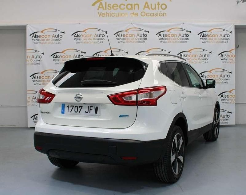 Usado Nissan Qashqai 360º 110 CV (80 kW) 2015 Blanco SUV