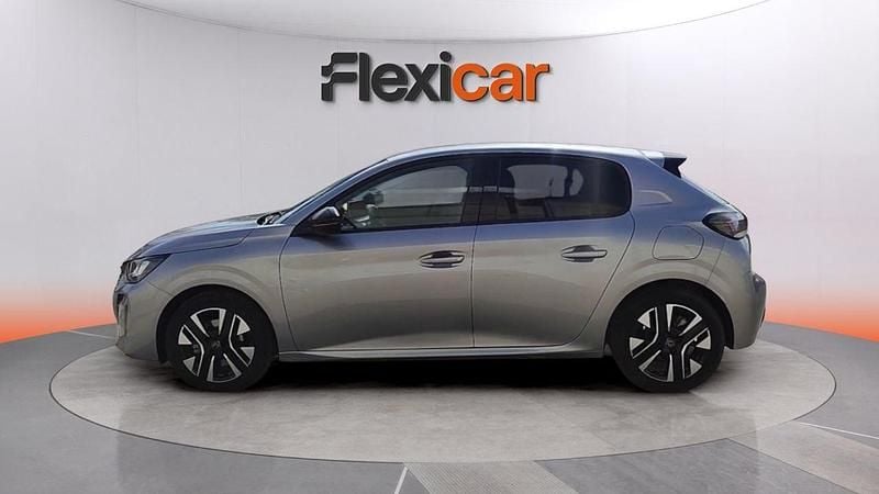 Usado Peugeot 208 Style 101 CV (74 kW) 2024 Gris Utilitario