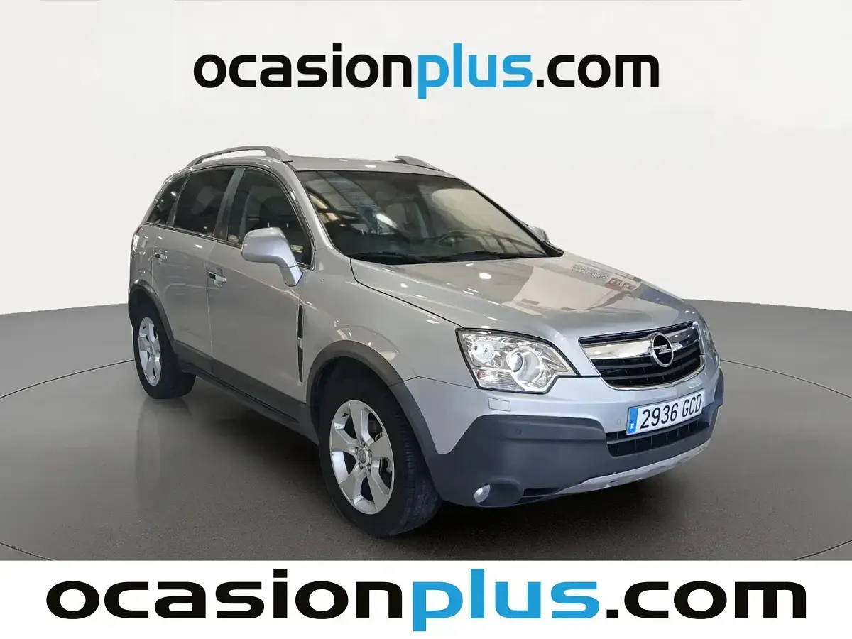 Usado Opel Antara Cosmo 150 CV (110 kW) 2008 Plateado SUV