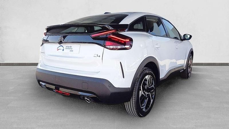 Usado Citroën C4 Feel 110 CV (80 kW) 2022 Berlina