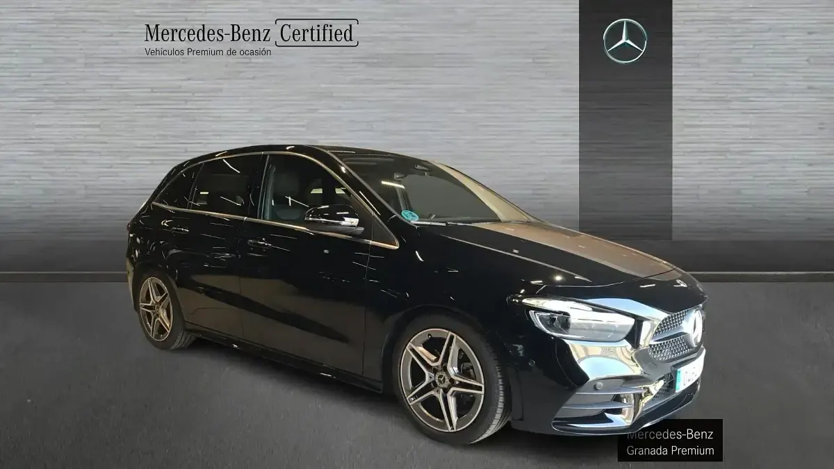 Usado Mercedes B200 150 CV (110 kW) 2024 Negro Utilitario