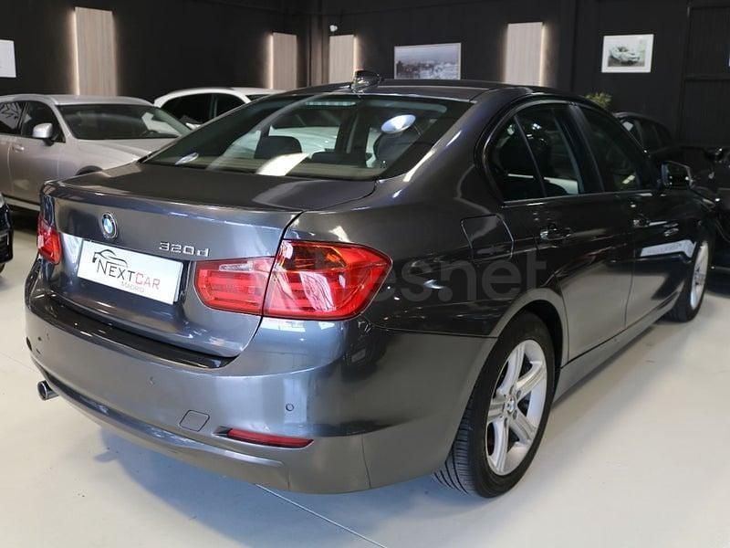 Usado BMW 320 Comfort Edition 184 CV (135 kW) 2015 Gris / plata Berlina