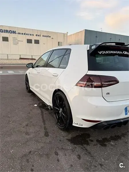 Usado VW Golf VII R 300 CV (220 kW) 2015 Blanco Berlina