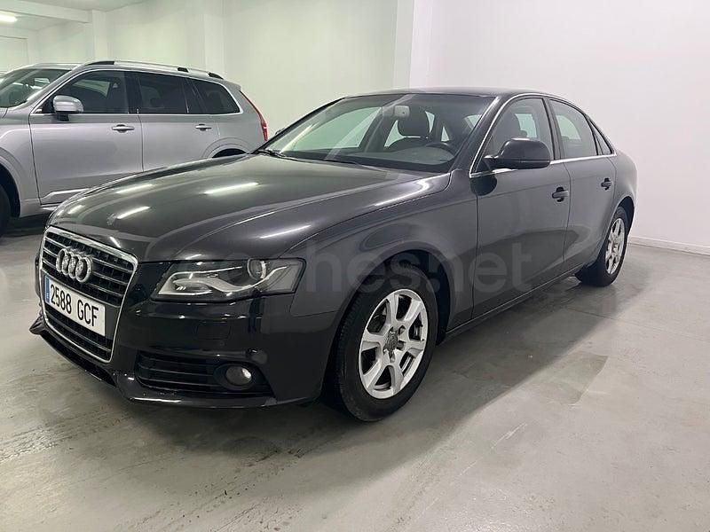 Usado Audi A4 143 CV (105 kW) 2008 Gris / plata Berlina