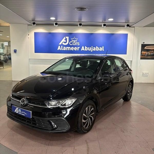 Usado VW Polo Life 95 CV (69 kW) 2023 Negro Utilitario
