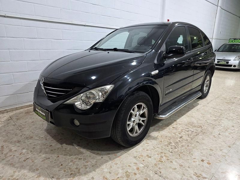 Negro Usado 2008 Ssangyong (KGM) Actyon Limited SUV | 5800 € (Precio justo) - Imagen 1/4
